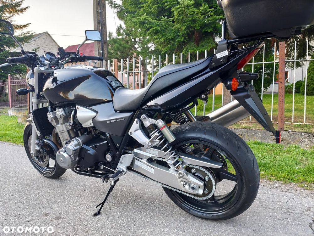 Honda CB - 4