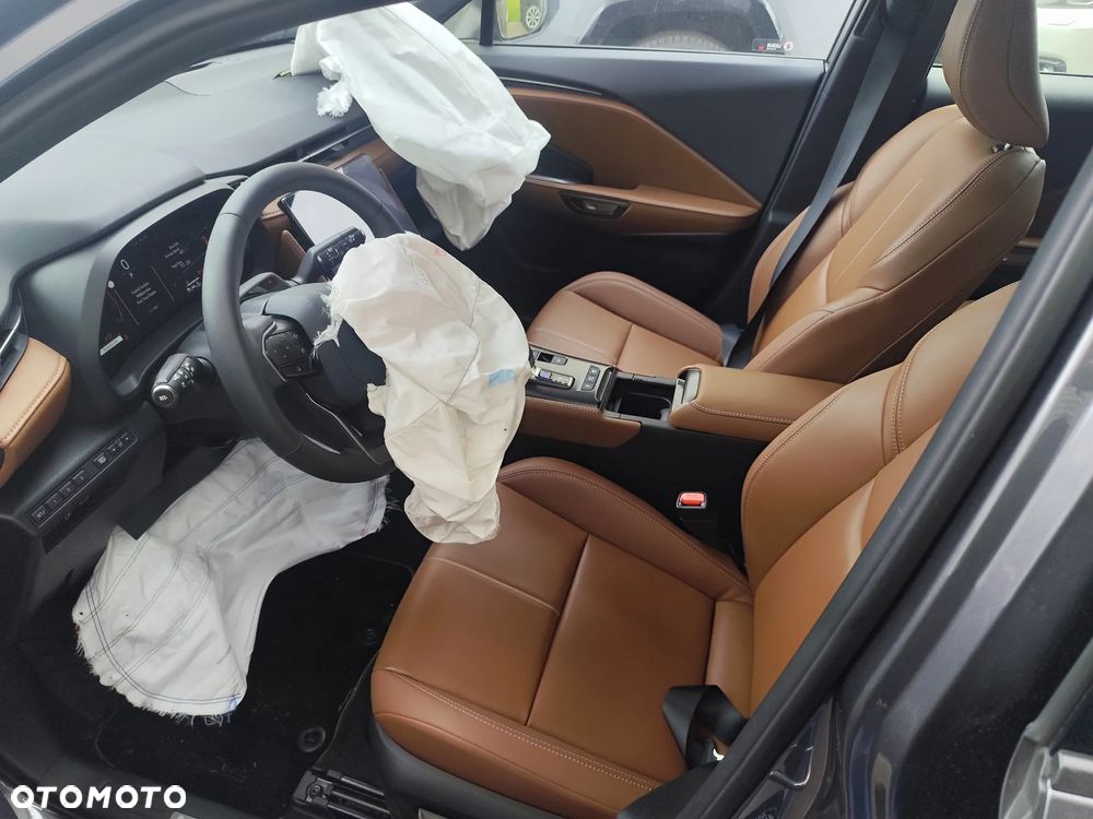 Lexus LBX 1.5 Hybrid - 18