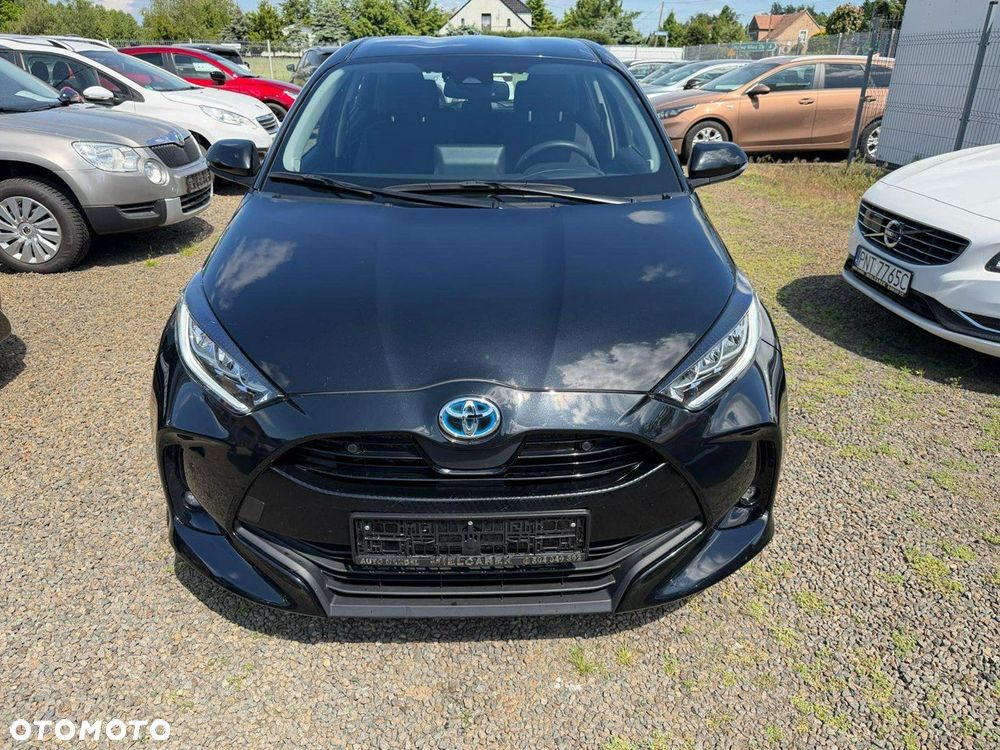 Toyota Yaris - 10