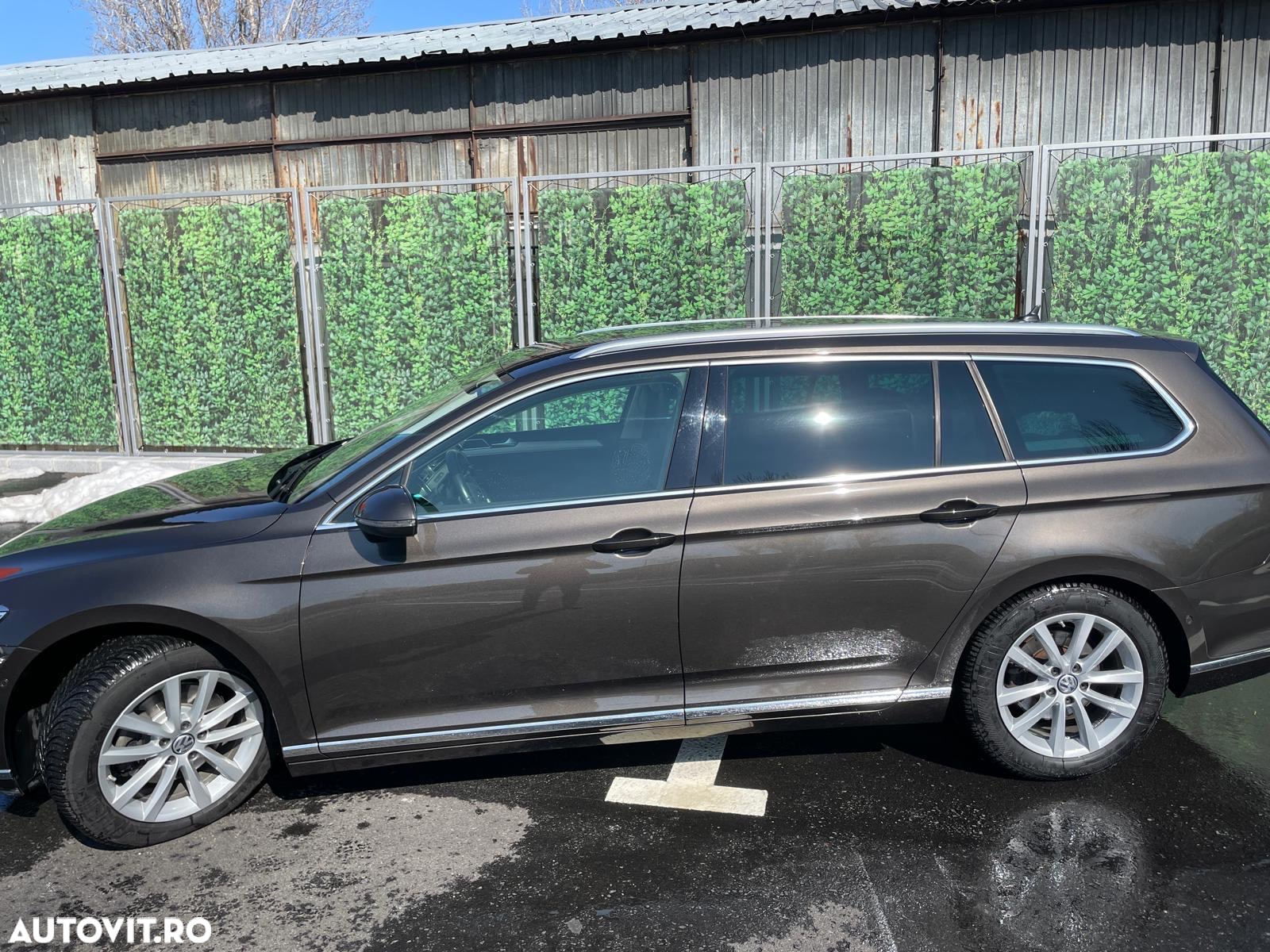Volkswagen Passat Variant 2.0 TDI DSG (BlueMotion Technology) Highline - 4