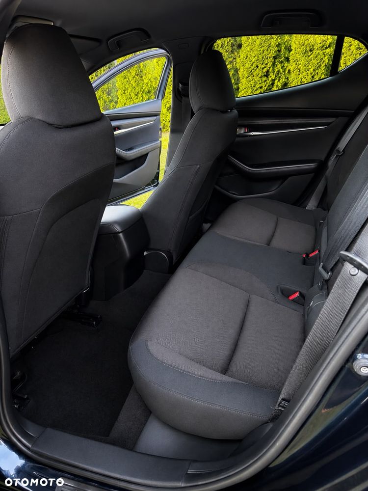 Mazda 3 e-SKYACTIV-G 2.0 M HYBRID - 28