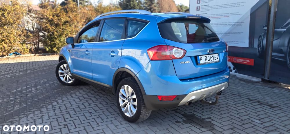 Ford Kuga 2.0 TDCi 2x4 Titanium - 10