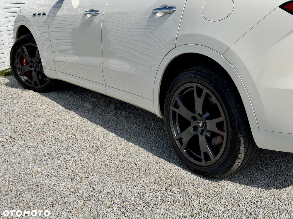 Maserati Levante S Q4 - 27