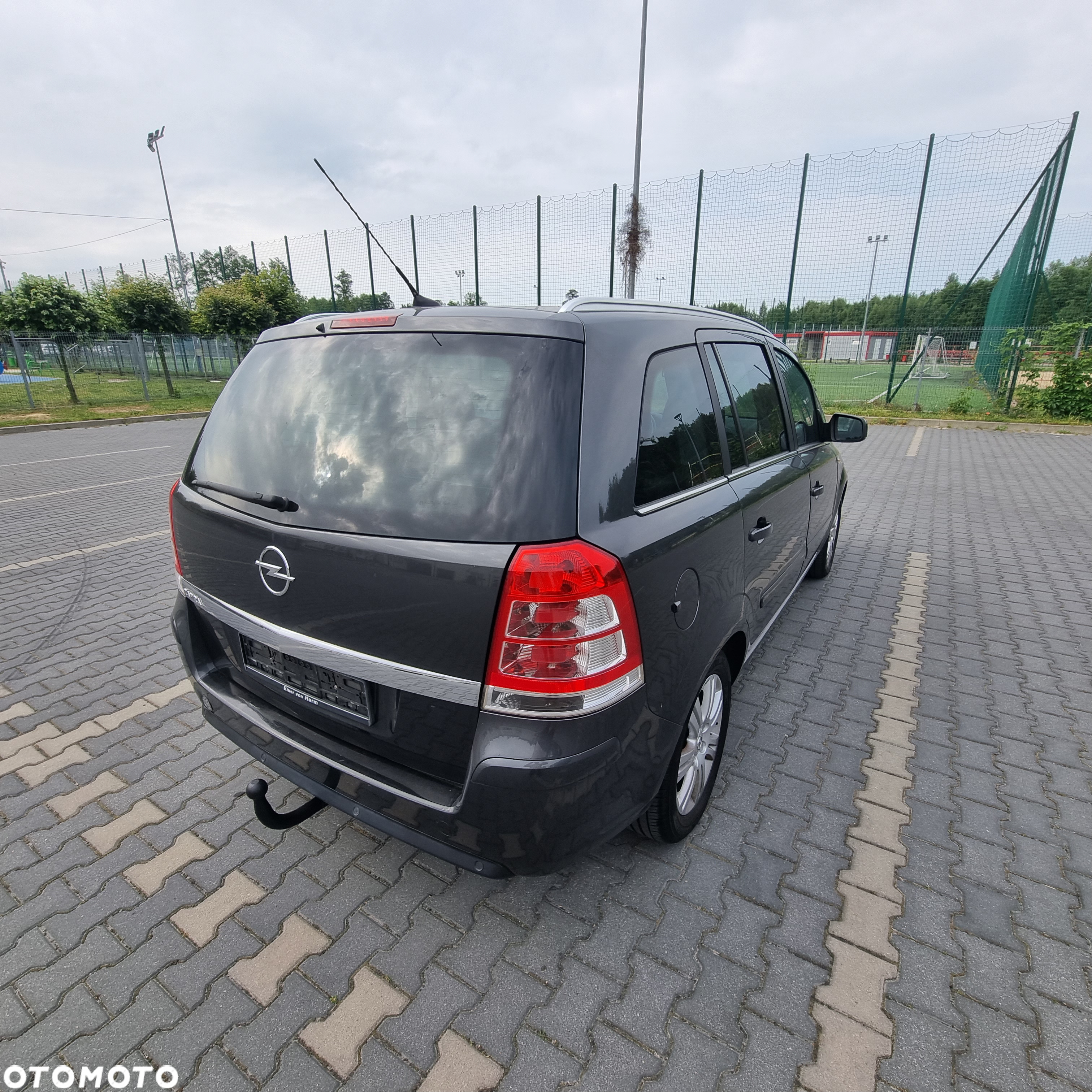Opel Zafira 1.8 Cosmo EU5 - 5