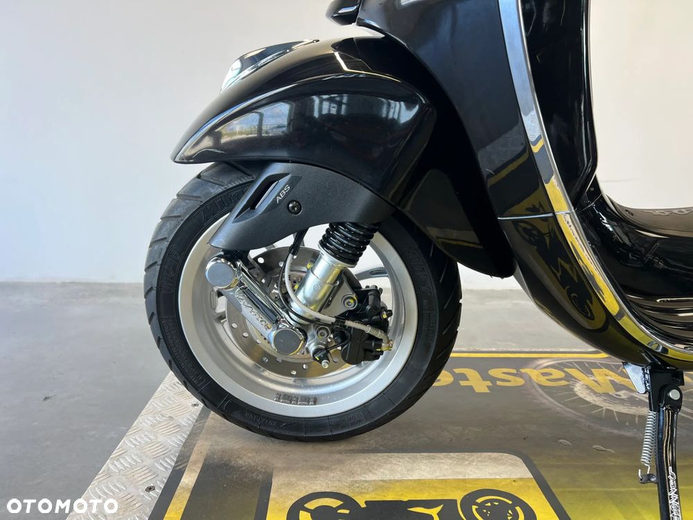Piaggio Vespa - 7