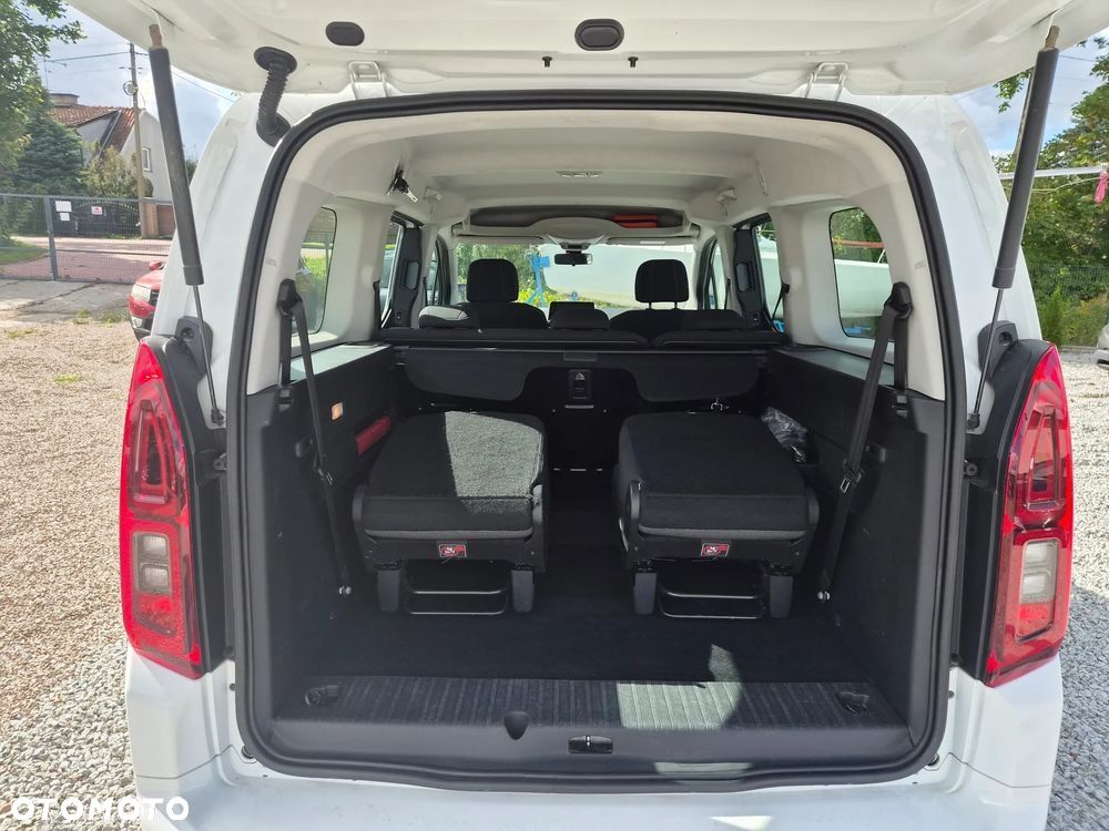 Toyota Proace City Verso Long 1.5 D-4D Family - 8