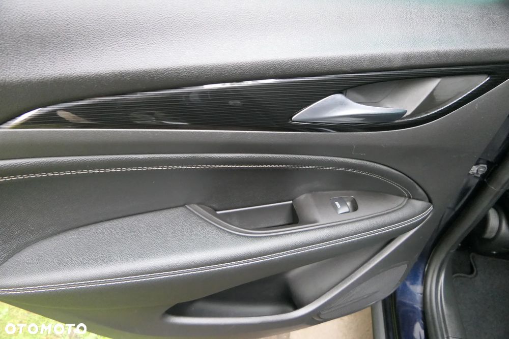 Opel Insignia 1.5 Direct InjectionTurbo Exclusive - 25