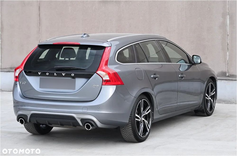 Volvo V60 D5 Geartronic RDesign - 9