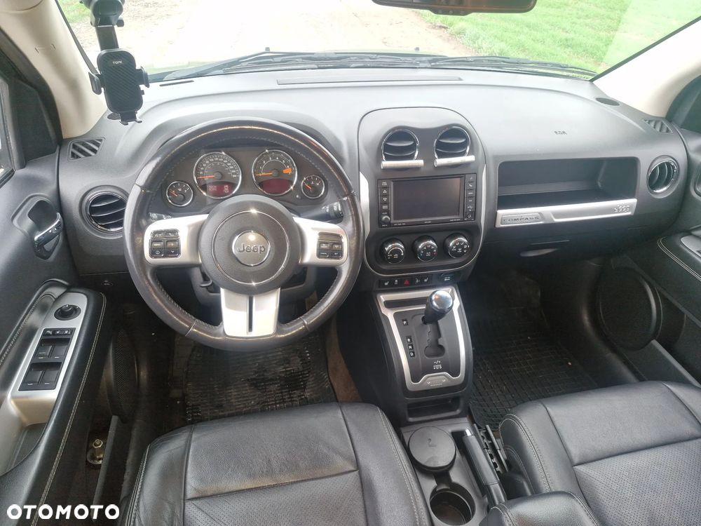 Jeep Compass - 11