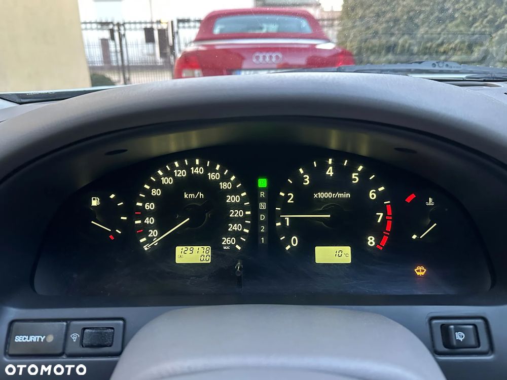 Nissan Maxima - 2