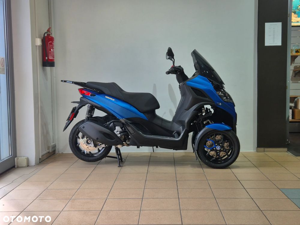 Piaggio MP-3 - 5