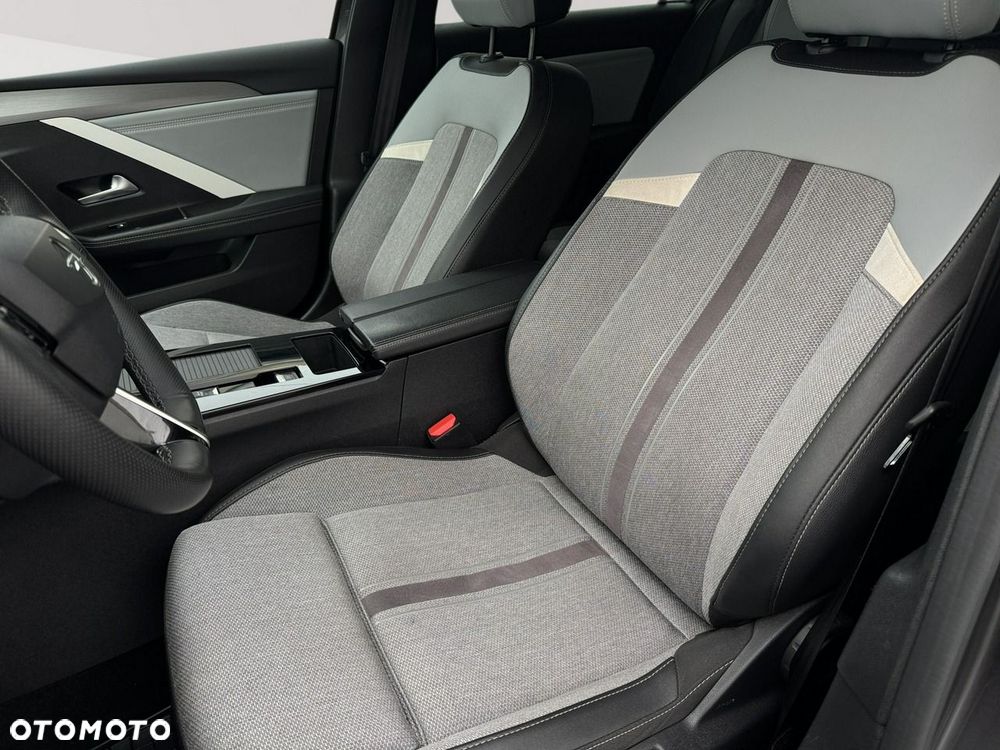 Opel Astra 1.2 T Elegance S&S - 14