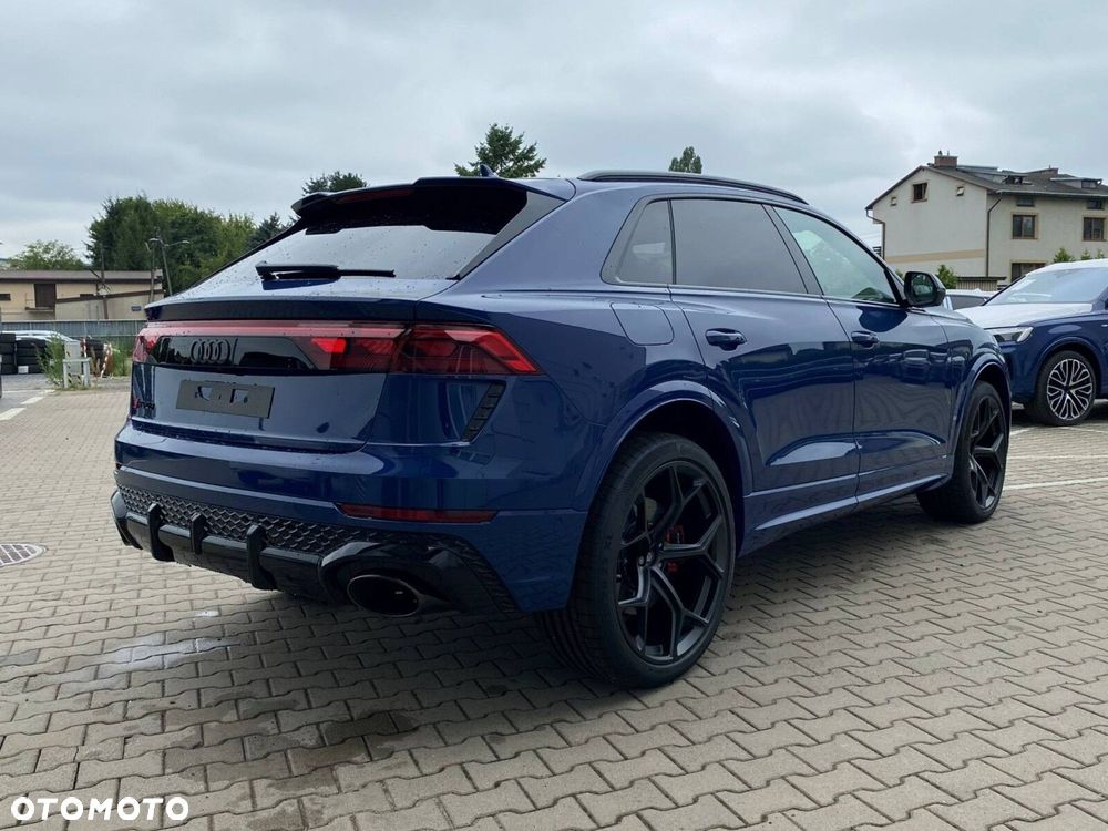 Audi RS Q8 - 7