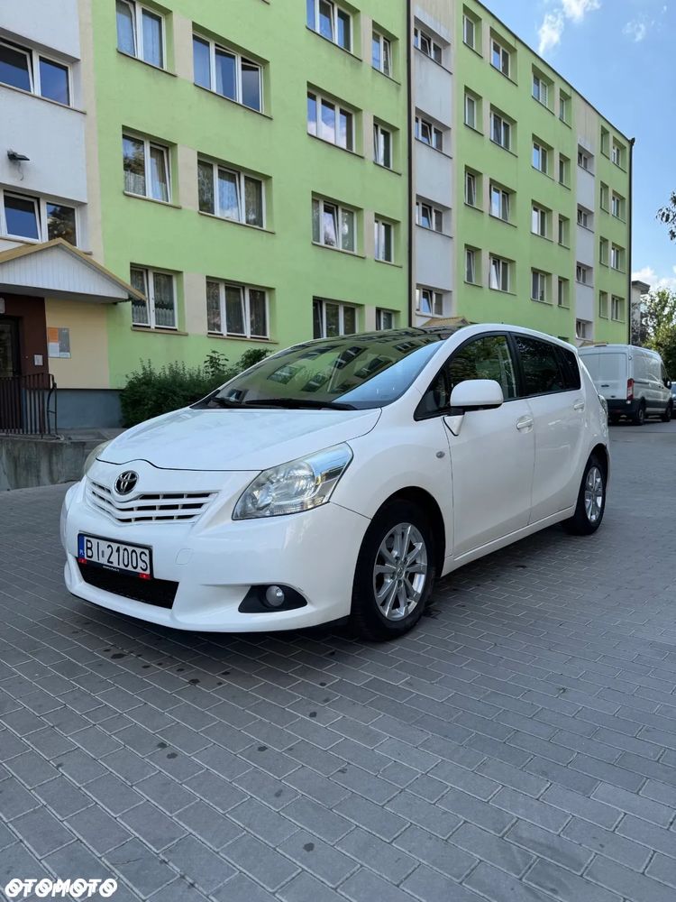 Toyota Verso 2.0 D-4D - 5
