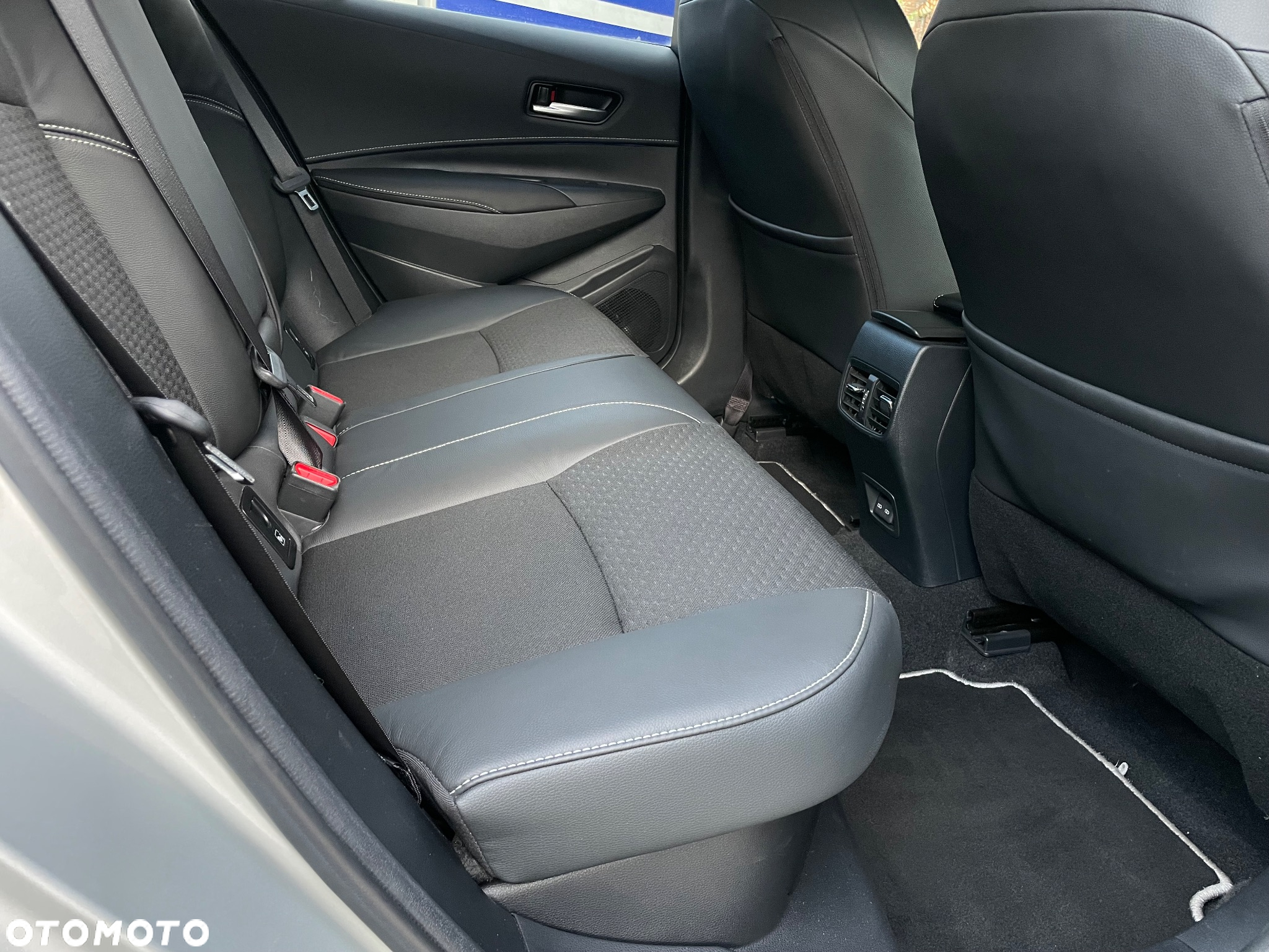 Toyota Corolla - 15
