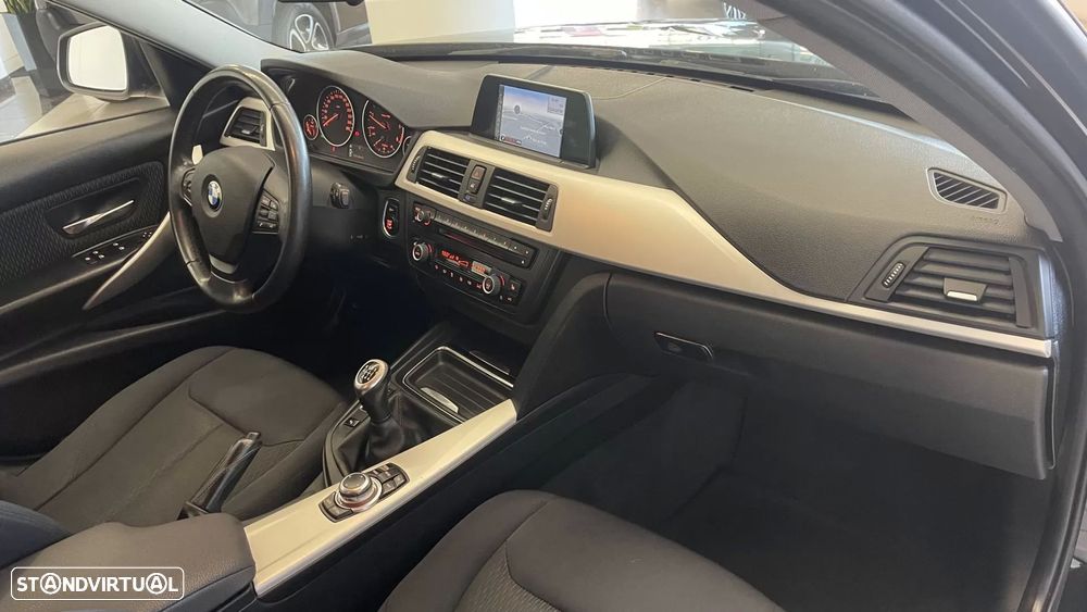 BMW 318 d Touring Line Modern - 21