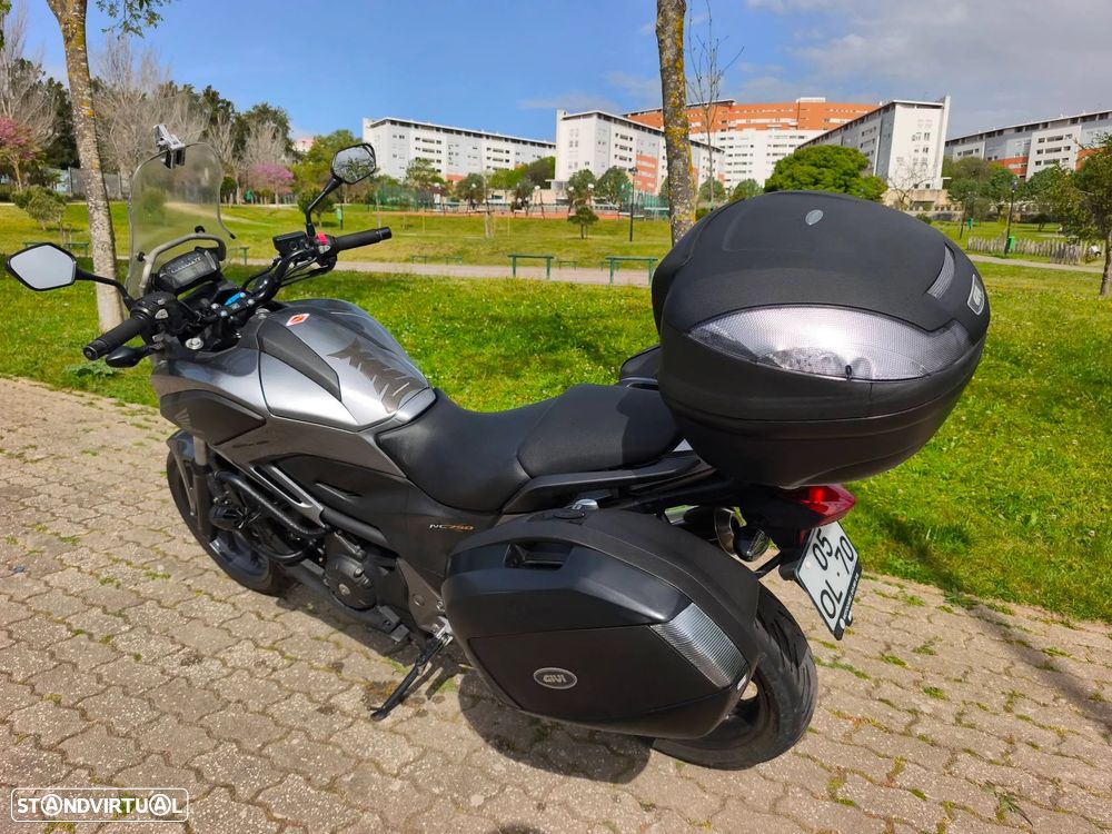 Honda NC750X Dct - 4