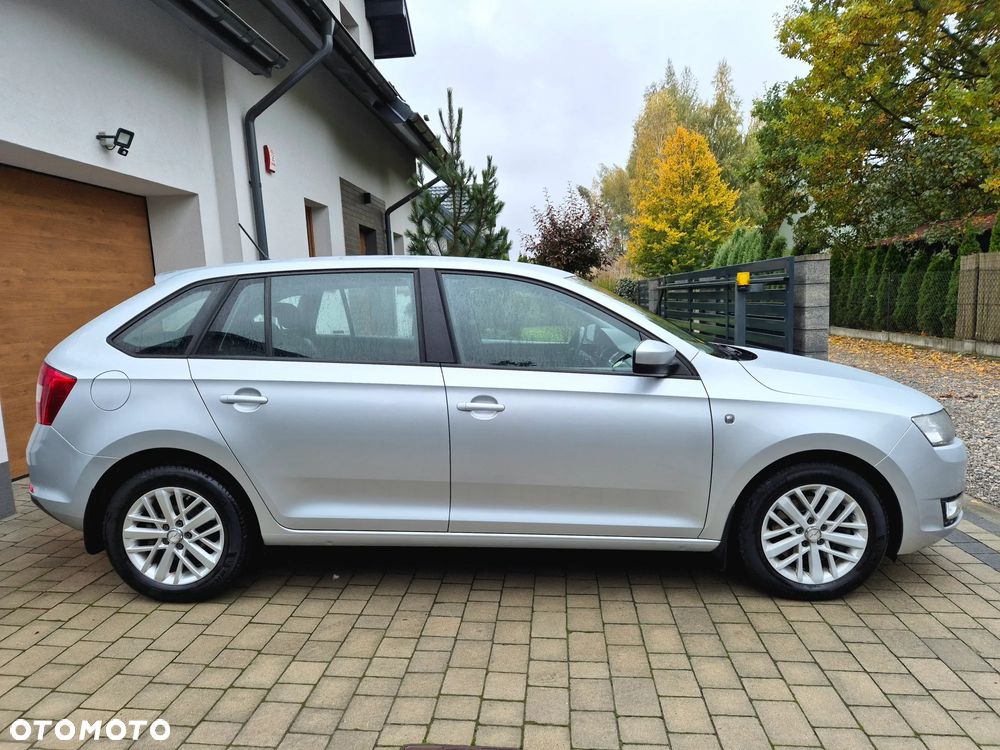 Skoda RAPID 1.2 TSI Ambition - 2