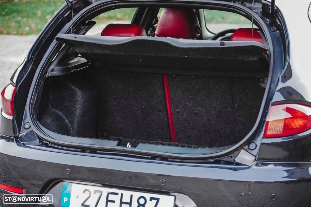 Alfa Romeo 147 - 39