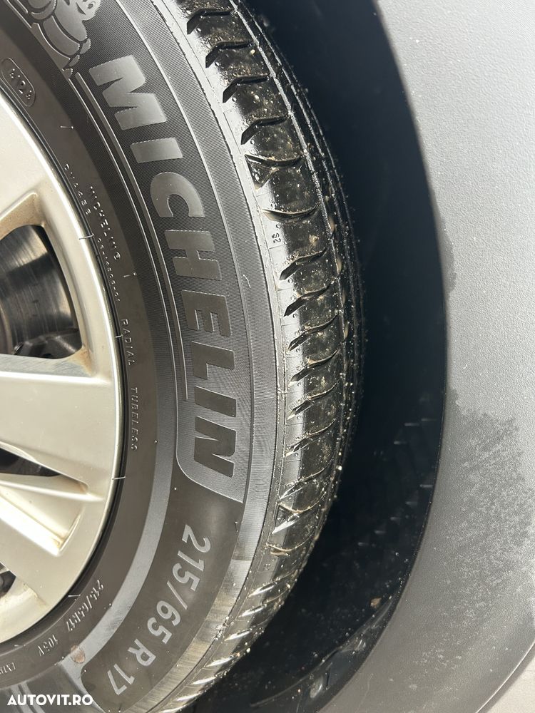 Peugeot 5008 PureTech 130 EAT8 Stop & Start Active Pack - 28