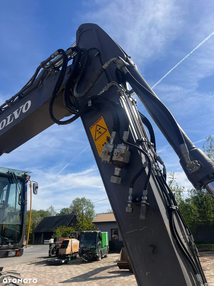 Volvo EW140D - 9