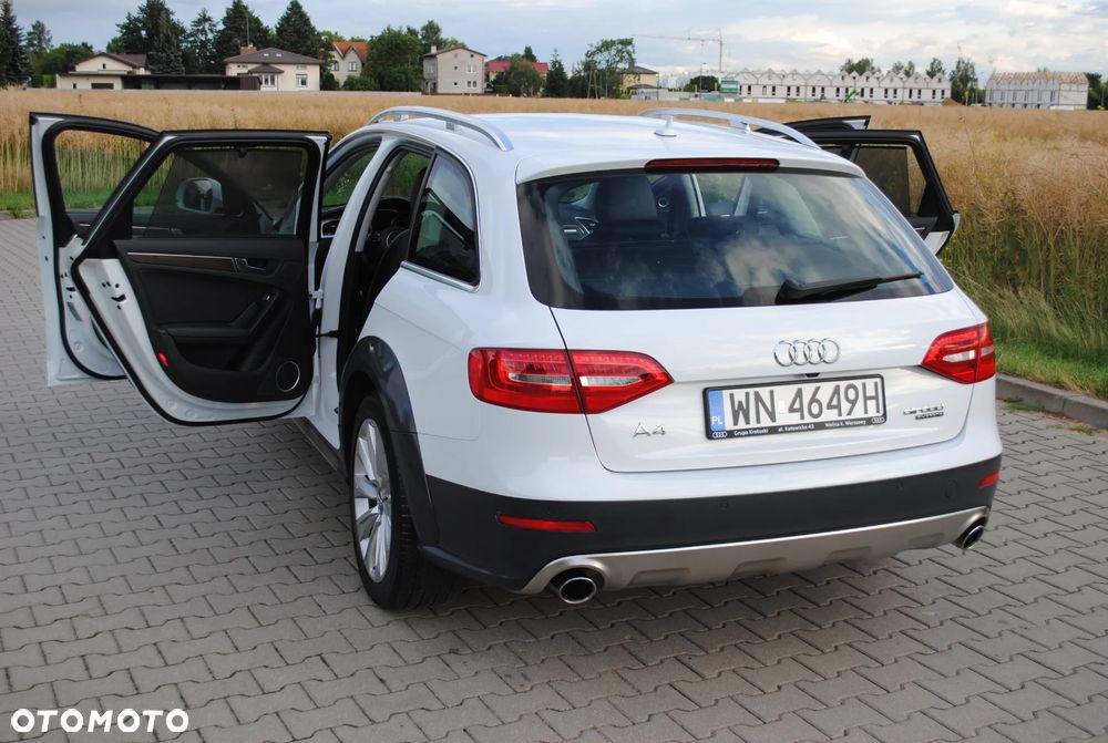Audi A4 Allroad - 33