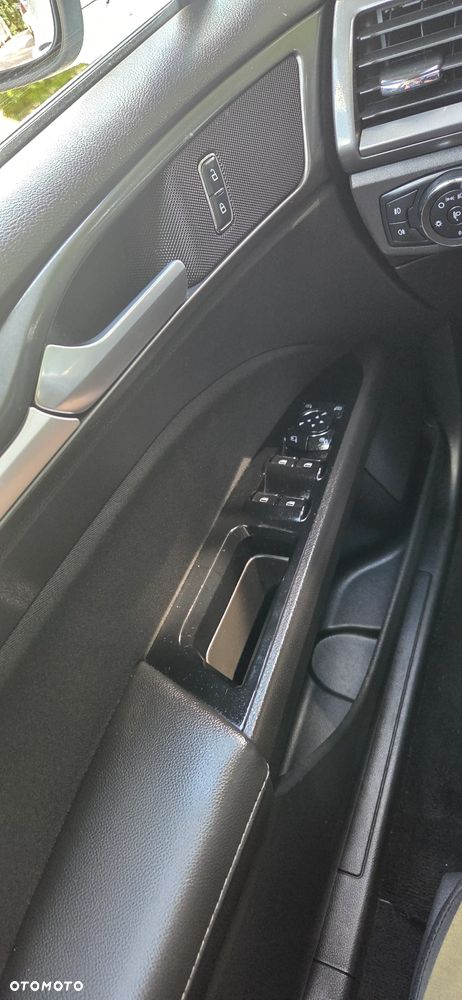 Ford Mondeo 1.5 EcoBoost Edition - 12