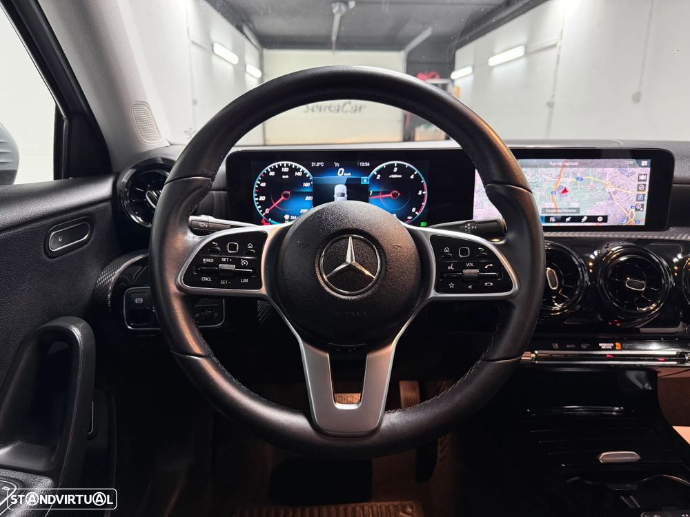 Mercedes-Benz A 180 Limousine d Business Solutions Aut. - 12