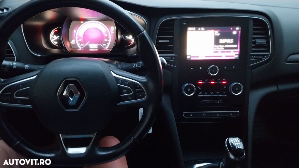 Renault Megane - 12