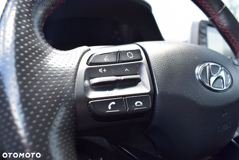 Hyundai Kona - 24
