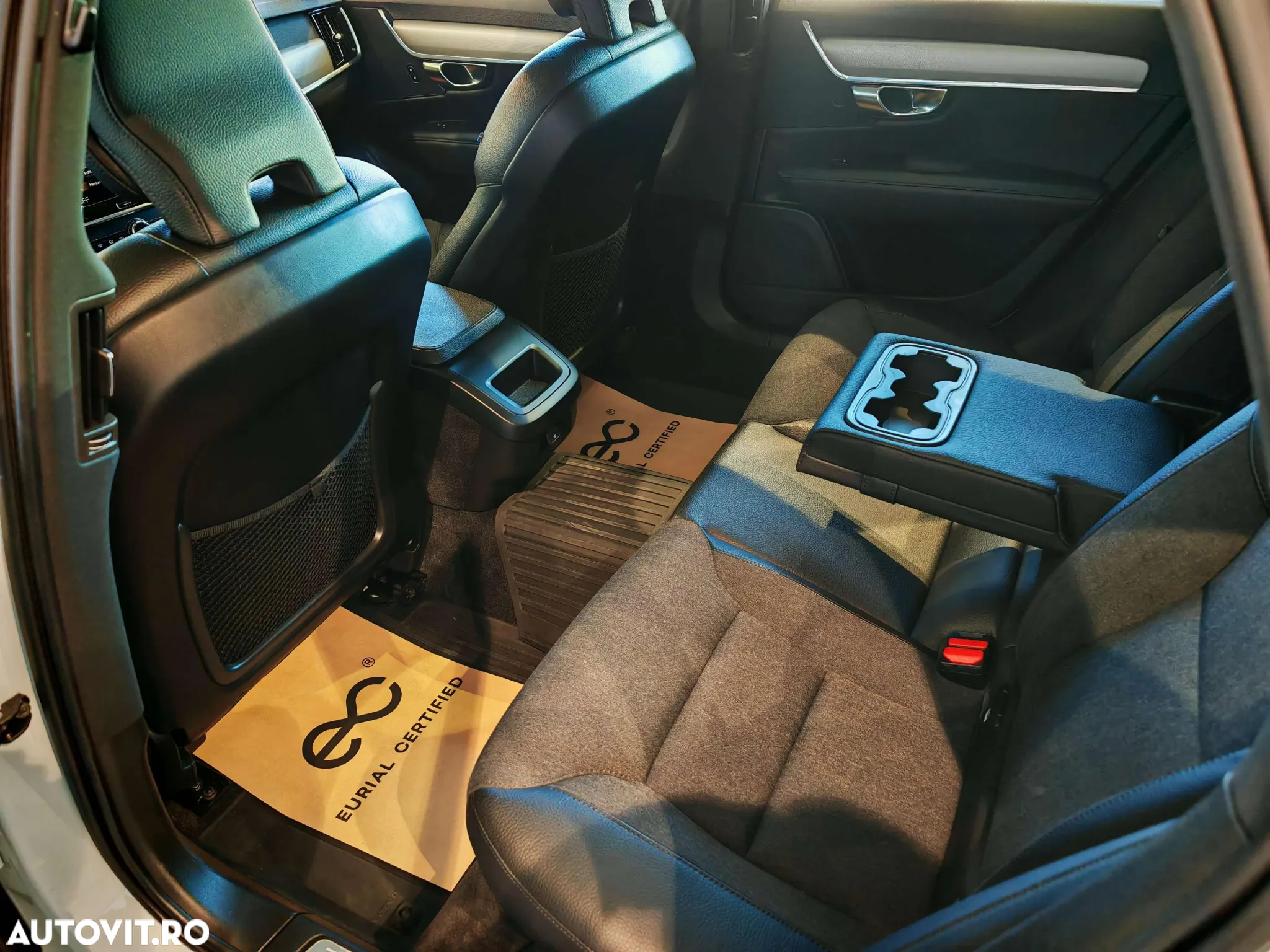 Volvo V90 B4 D Geartronic Momentum - 12