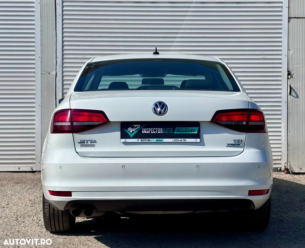 Volkswagen Jetta 1.4 TSI Comfortline - 11