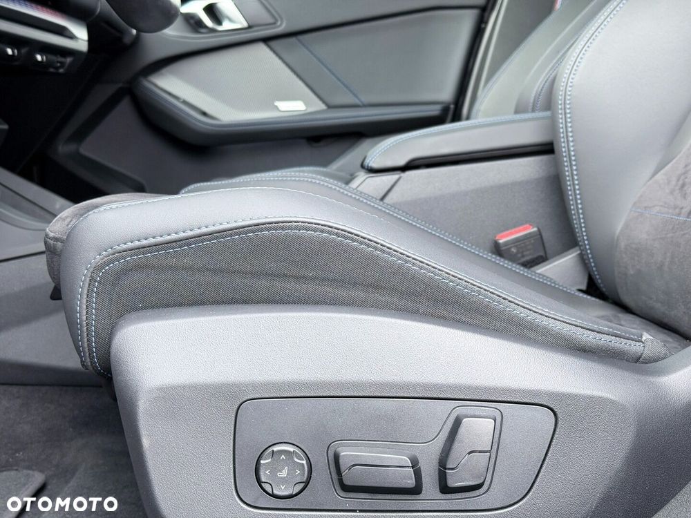 BMW Seria 1 - 23