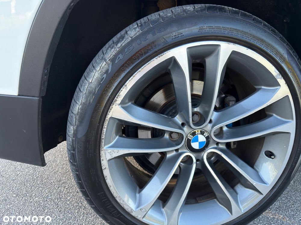 BMW X1 xDrive20d - 16