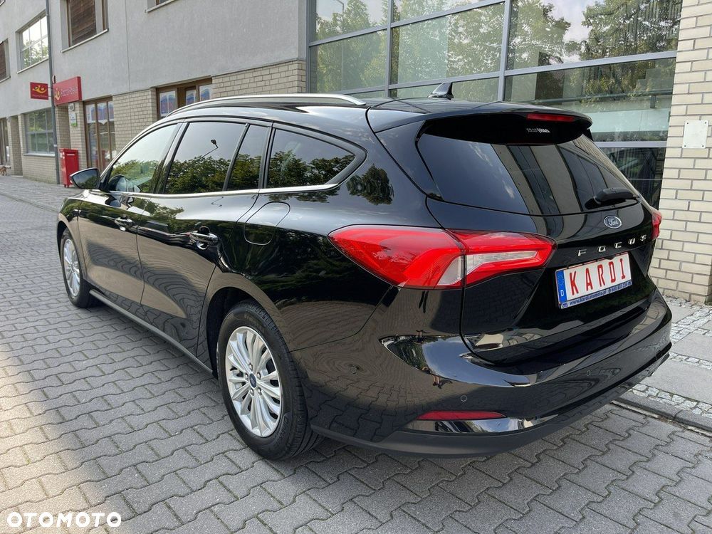 Ford Focus - 11