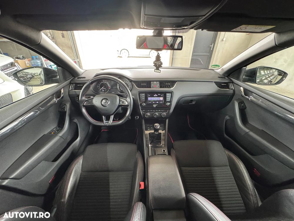 Skoda Octavia Combi Diesel 2.0 TDI RS - 7