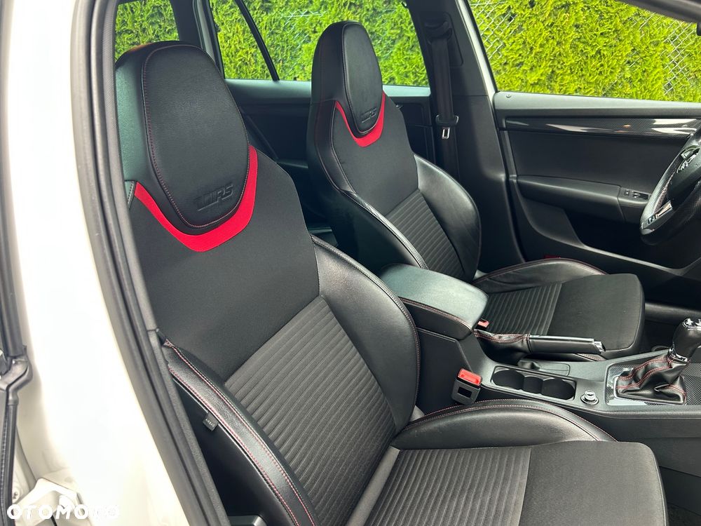 Skoda Octavia 2.0 TDI RS DSG EU6 - 8