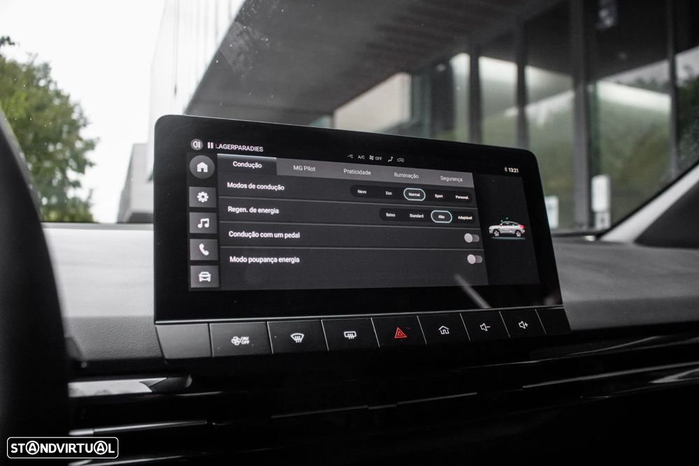 MG MG4 4 Standard - 39