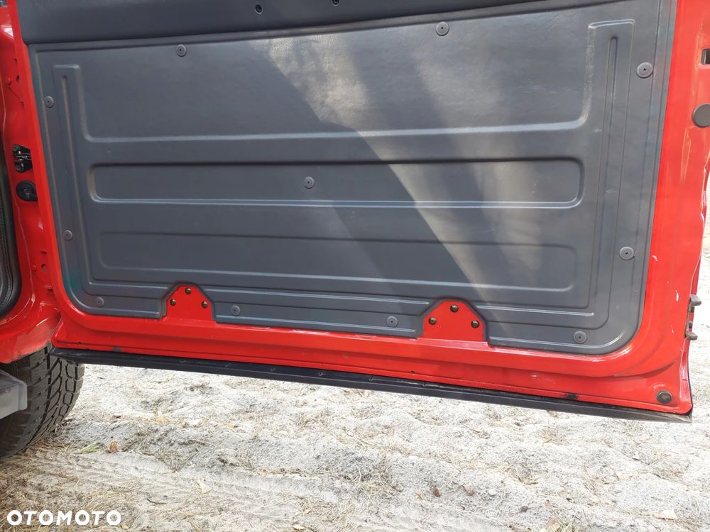 Toyota RAV4 2.0 - 28