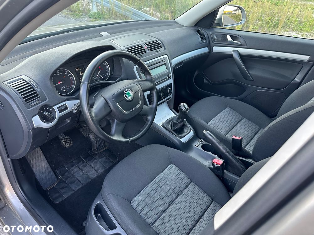 Skoda Octavia 1.6 TDI Active - 5