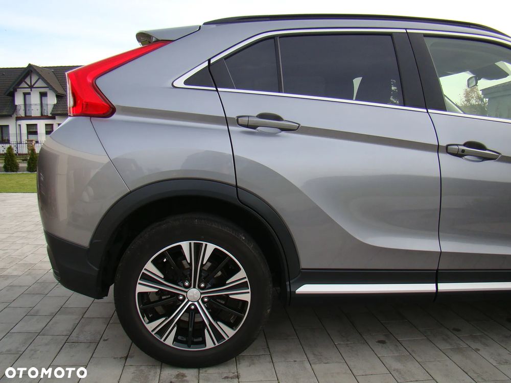 Mitsubishi Eclipse Cross 1.5 T-MIVEC ClearTec CVT 4WD Intro Edition - 12