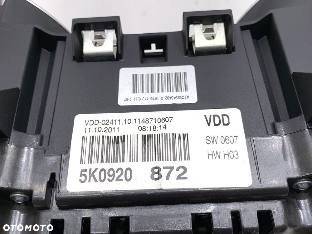 LICZNIK  VW GOLF VI (5K1) 2008 - 2014 1.2 TSI 63 kW [86 KM] benzyna 2010 - 2012 5K0920872 - 5