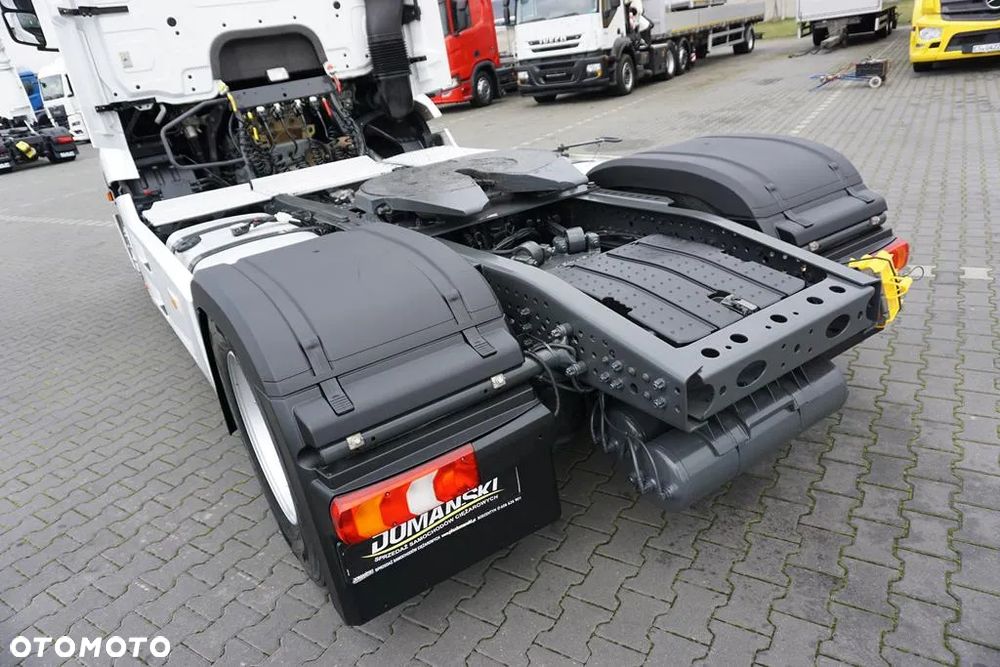 Mercedes-Benz / ANTOS / 1846 / EURO 6 / ACC / MAŁY PRZEBIEG - 26