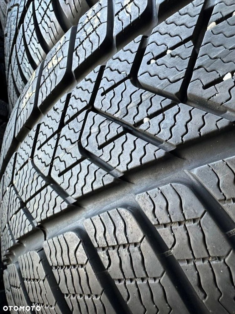 225/45r19 Pirelli SottoZero 3 RSC_6,2mm_4szt_(38) - 7