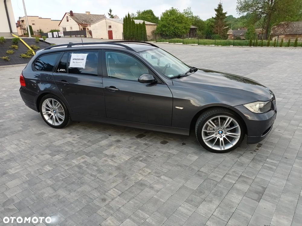 BMW Seria 3 320d - 8