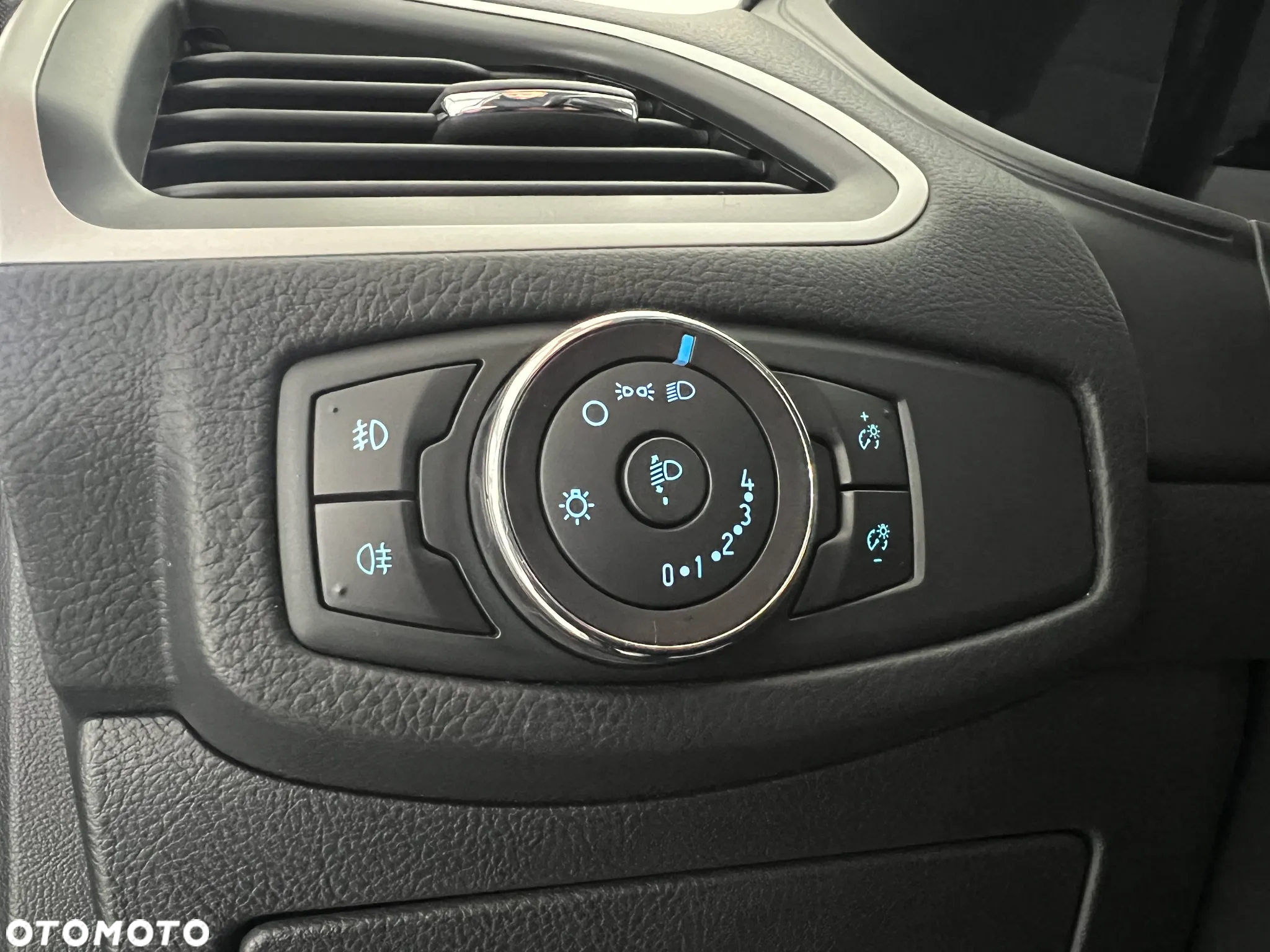 Ford S-Max 1.5 EcoBoost Titanium - 22