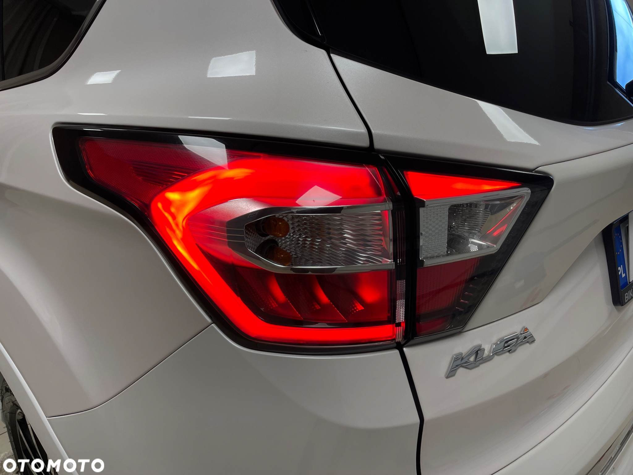 Ford Kuga 1.5 EcoBoost FWD ST-Line ASS GPF - 37