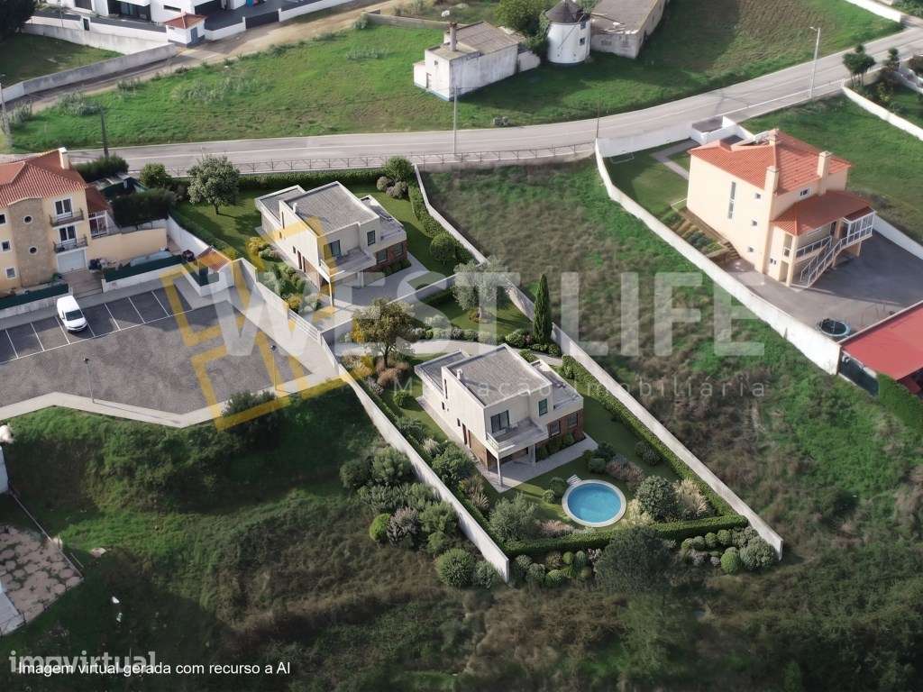 Lote Urbano com Projeto de Alteração Aprovado para 2 Moradias | EXC... - Grande imagem: 2/13