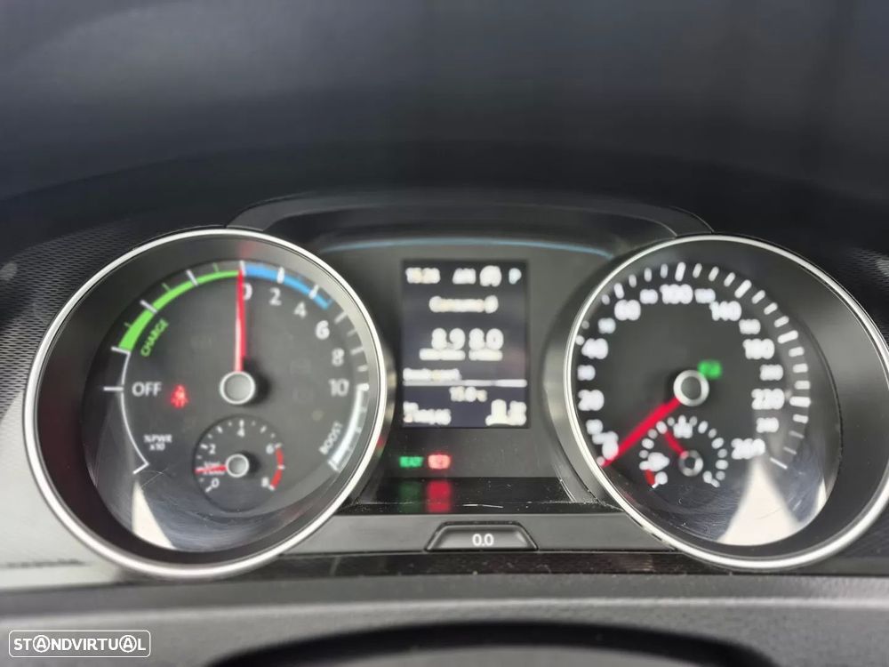VW Golf 1.4 GTE Plug-In-Hybrid DSG - 24