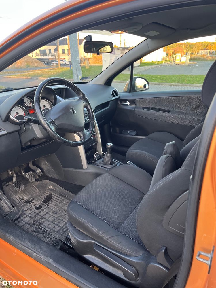 Peugeot 207 1.4 16V Presence - 3